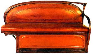 Французская мебель. Ар нуво. Банкетка резного дерева и тиснёной кожи. Эктор Гимар, 1897–1898  