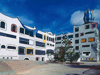 Фриденсрайх Хундертвассер. Friedensreich Hundertwasser. Гимназия Мартина Лютера, Виттенберг, Германия (Martin Luther Gymnasium in Wittenberg), 1997—1999