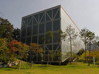 РЕМ КОЛХАС. Rem Koolhaas: Seoul National University Museum of Art (MoA), Seoul (Музей искусств Сеульского национального университета, Сеул, Южная Корея), 2003 — 2005