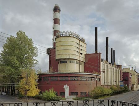 Текстильная фабрика «Красное Знамя», Ленинград (по проекту Мендельсона построена только силовая подстанция, остальной комплекс достраивался по изменённому проекту) 1926.  