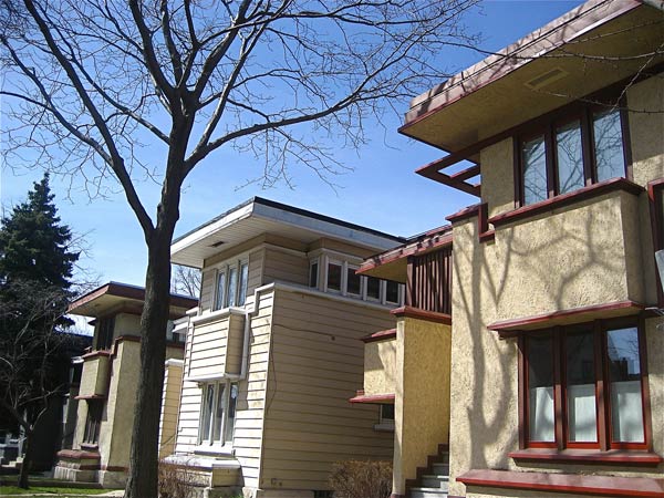 Фрэнк Ллойд Райт (Frank Lloyd Wright): Arthur L. Richards Duplex Apartments, Milwaukee, Wisconsin («Американские дома» по заказу «Richards Company» (ARCS), Милуоки, Висконсин), 1915—1916