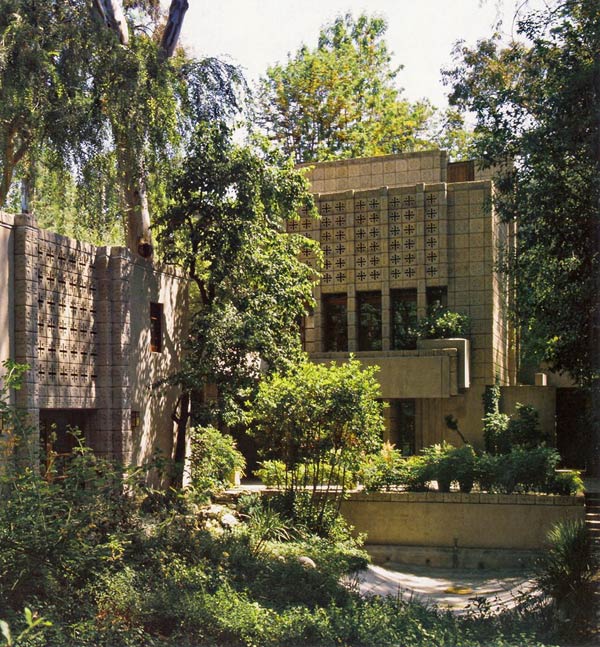 Органическая архитектура: Фрэнк Ллойд Райт (Frank Lloyd Wright): Alice Millard House (La Miniatura), Pasadena, California («Миниатюра», дом Алисы Миллард, Пасадена, Калифорния), 1923