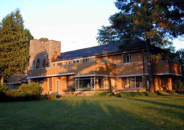 Органическая архитектура: Фрэнк Ллойд Райт (Frank Lloyd Wright): Graycliff Estate (Isabelle R. Martin House), Derby, New York («Седой утес», дом Изабеллы Мартин (миссис Д.Д. Мартин), Дерби, Нью-Йорк), 1926