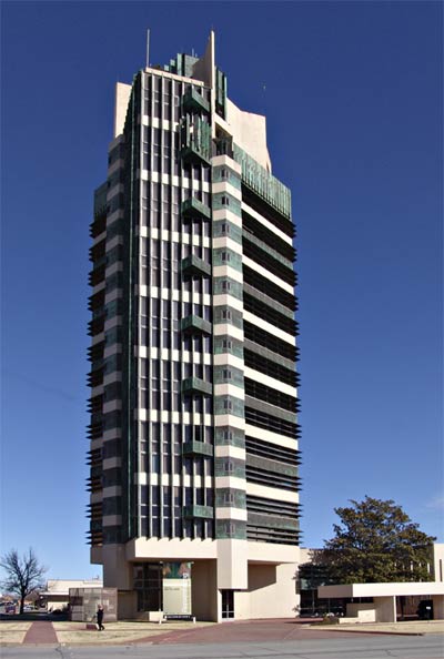 Фрэнк Ллойд Райт (Frank Lloyd Wright): Price Tower, Bartlesville, Oklahoma (Башня компании Гарольда С. Прайса, Бартсвилл, Оклахома), 1952—1956