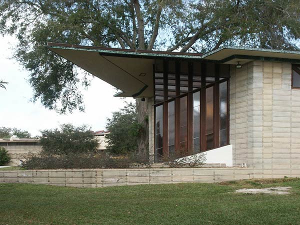 Фрэнк Ллойд Райт (Frank Lloyd Wright): William H. Danforth Chapel, Lakeland, Florida (Данфортская капелла, Флоридский Саузен-колледж, Лейкленд, Флорида), 1954—1955 (проект Child of the Sun)