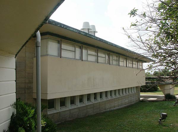 Фрэнк Ллойд Райт (Frank Lloyd Wright): Polk County Science Building, Lakeland, Florida (Здания научного корпуса и корпуса космографии, Флоридский Саузен-колледж, Лейкленд, Флорида ), 1953—1958 (проект Child of the Sun)
