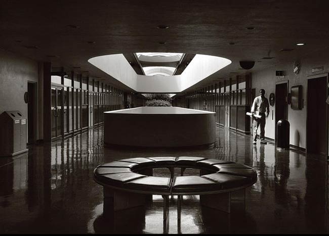 Фрэнк Ллойд Райт (Frank Lloyd Wright): Marin County Civic Center, San Rafael, California (Административный центр округа Мэрин, Сан-Рафаэль, Калифорния), 1957—1976