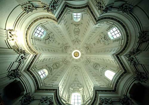 Церковь Сант- Иво алла Сапиенца, Рим 