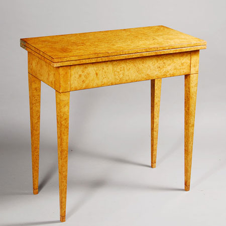 Стол в стиле бидермайер (Biedermeier). Австрия, 1820-25 гг