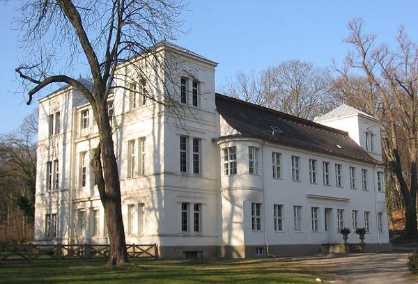 Замок Тегель (Schloss Tegel, 1824 г.) в Берлине, архитектор К.Ф. Шинкель (Karl Friedrich Schinkel ) 