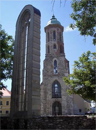 Церковь Св. Магдалины в Будапеште 