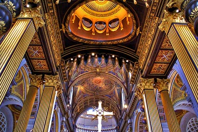 Собор Св. Павла (St Pauls Cathedral) на площади Ковент-Гарден (Covent Garden), архитектор Кристофер Рен(Christopher Wren) 