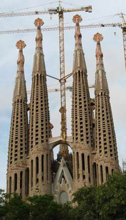 Собор Святого Семейства (Саграда Фамилия), Барселона, архитектор Антонио Гауди 