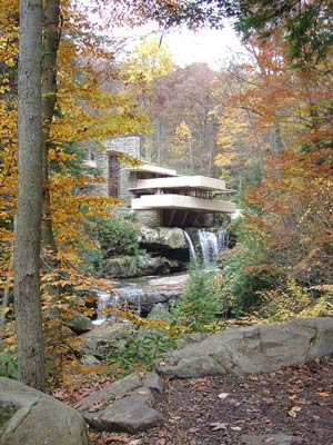 Дом-водопад, особняк Кауфмана в Пенсильвании-Вудс (1936). Фрэнк Ллойд Райт - Fallingwater House, Frank Lloyd Wright  