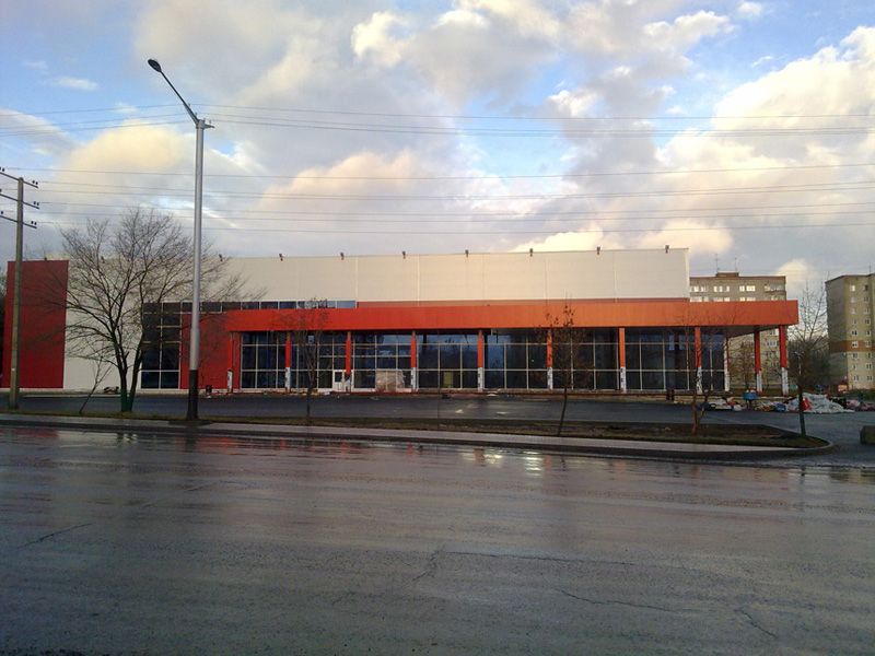 Проект торгового центра «Холидей Классик». г. Прокопьевск. Проектная организация: «АкадемСтрой»