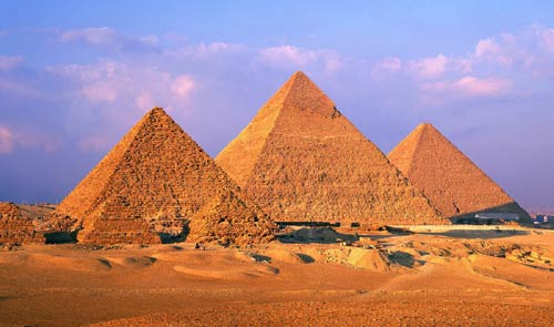 Пирамиды Хеопса, Хефрена и Микерина в Гизе (Гизехе)