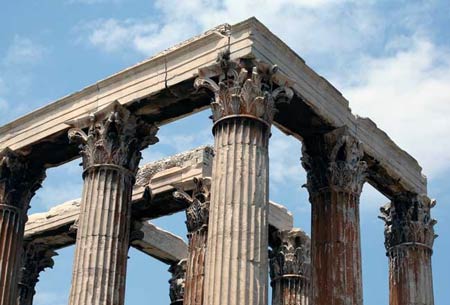 Храм Зевса Олимпийского в Афинах (Олимпейон), руководитель проекта - архитектор Коссутий.
