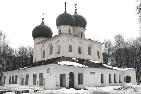 Собор Рождества Богородицы Антониева монастыря в Новгороде
