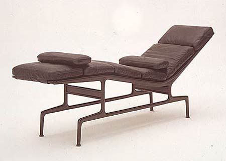 Чарльз и Рэй Эймс. Charles Ormand Eames & Ray Eames. Soft Pad Chaise ES 106