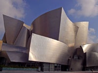 Фрэнк Гери (Frank Gehry): Walt Disney Concert Hall, Los Angeles, California, USA, 2003