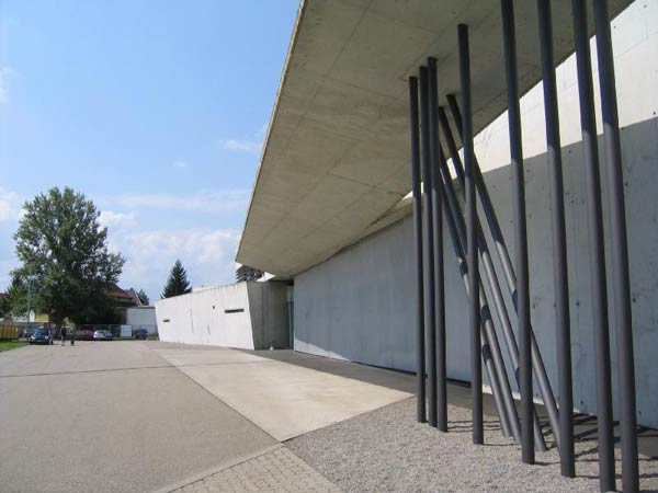 Заха Хадид (Zaha Hadid Architects): Vitra Fire Station, Weil am Rhein, Germany (Пожарная часть «Витра», Вайль-на-Рейне, Германия), 1990—1994