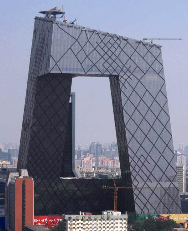 Рем Колхас (Rem Koolhaas)/ OMA: CCTV Television Station and Headquarters, Central China TV, Beijing, China (Здание центрального телевидения Китая), 2004 — 09