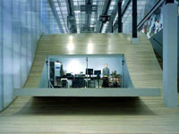РЕМ КОЛХАС. Rem Koolhaas: Prada Flagship Store (Retail design for Prada stores), New York: 50 W57th Street (Центральный магазин Prada, Нью-Йорк, США), 2003
