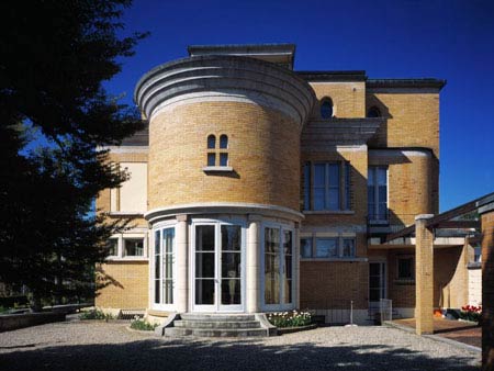 Ле Корбюзье. Le Corbusier. Вилла Швоб (Вилла Турку) Villa Schwob, Ла Шо-де-Фон (La Chaux-de-Fonds), Швейцария, 1916