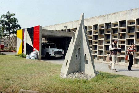 Ле Корбюзье. Le Corbusier. Колледж искусств (Government College of Arts(GCA). Чандигарх (Chandigarh) — новая столица штата Пенджаб, Индия. 1959
