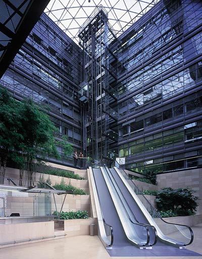 Ричард Роджерс (Richard Rogers): Daimler Chrysler, Berlin, Germany (офисное здание Даймлер Крайслер, Берлин), 1993—1999