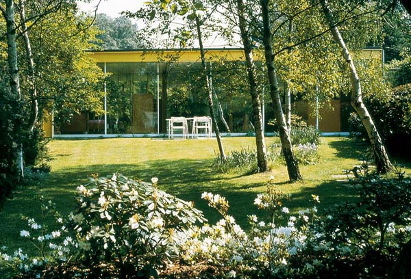 Ричард Роджерс (Richard Rogers): Dr Rogers House, London, England, UK (Дом родителей Роджерса в Уимблдоне, Большой Лондон), 1968—1969