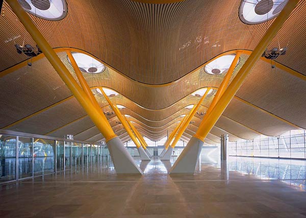 Ричард Роджерс (Richard Rogers): Madrid Barajas Airport, Spain, Madrid (4-й Терминал мадридского аэропорта Барахас), 1999 —2005