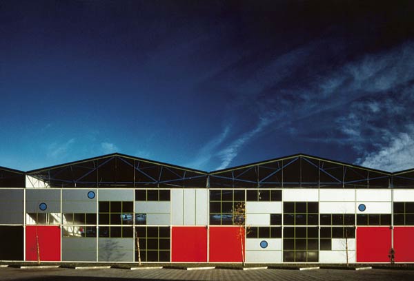 Ричард Роджерс (Richard Rogers): Maidenhead Industrial Units, Maidenhead, England, UK (фабричные здания), 1982—1985