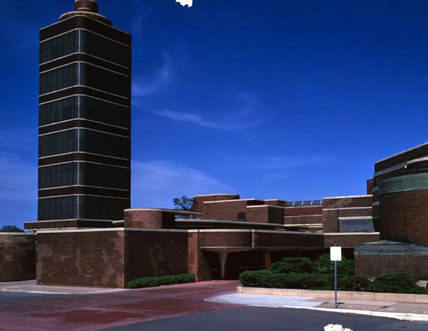 Фрэнк Ллойд Райт (Frank Lloyd Wright): Johnson Wax Headquarters, Racine, Wisconsin (Здание управления компании «S.C Johnson & Son». Расин, Висконсин), 1936—1939