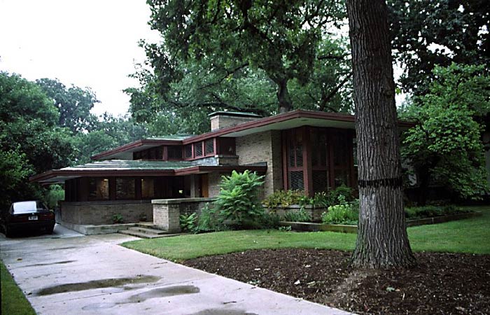Фрэнк Ллойд Райт (Frank Lloyd Wright): Isabel Roberts House, River Forest, Illinois (Дом Изабеллы Роберте, Ривер-Форест, Иллинойс), 1908; реконструкция 1958