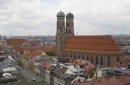 Церкковь Богоматери в Мюнхене (Frauenkirche, 1468-1488) 