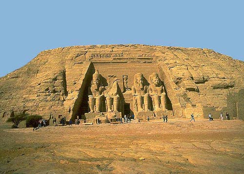 Портал храма Рамзеса II в Абу-Симбеле