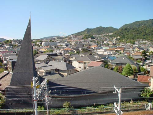 Католический храм в г. Такарацука, Япония. Архитекторы Мурано, Мори